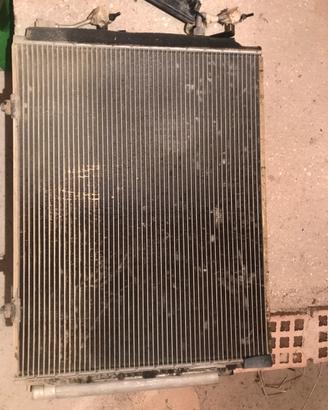 Radiatore e compressore pajero V60