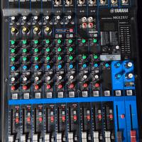 mixer yamaha MG12XU