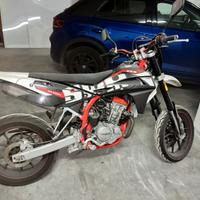 Motard 125