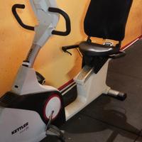 Cyclette orizzontale per riabilitazione