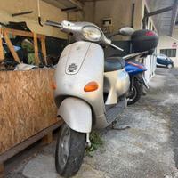 Piaggio Vespa 50 ET2 - 2005