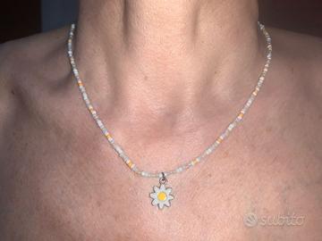 Collana artigianale perline con margherita