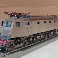 Rivarossi 1478 FS E428 137 2a serie locomotiva H0
