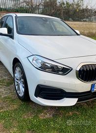 Bmw serie1 F40 faro destro originale