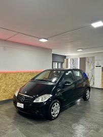 Mercedes A