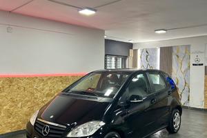 Mercedes A