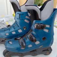 Pattini a rotelle centrale.vintage.