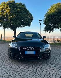 Audi TT 2.0 TDI allestimento S-line