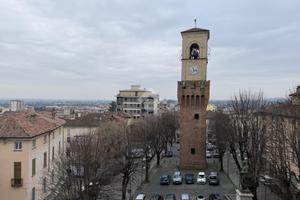 2 LOCALI A STRADELLA