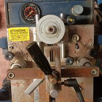 Minigraf 3 graffatrice pneumatica con pedale 