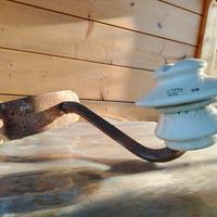 vecchio isolatore elettrico 