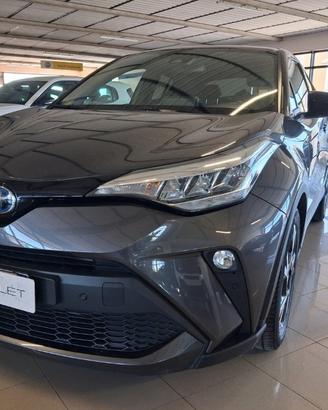 TOYOTA C-HR 2.0 Hybrid E-CVT Trend
