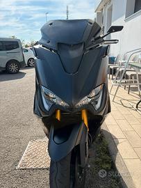 Tmax 560 tech max