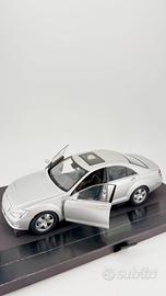 Mercedes-Benz Classe S W221 1:18 Modellino Kit Lan
