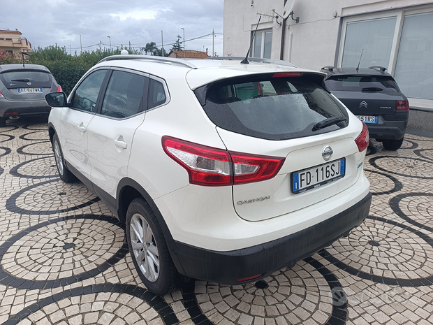 Nissan quashqai fine 2016 1 5dci ful optional WB7379