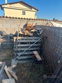 due ceste di legna per camino o stufe