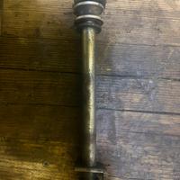 Perno ruota posteriore hm 50