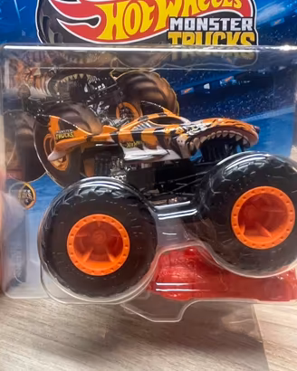 Hot wheels monster truck tiger shark