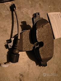 PATTINI FRENO ANTERIORI Volkswagen 