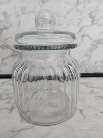 barattolo in vetro ermetico