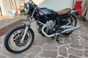 Moto Guzzi V50 Cafe Racer + pezzi originali (A2)
