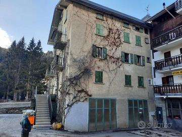 Immobile in asta di 158 m² a Madesimo