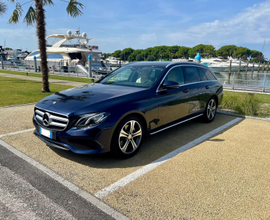 Mercedes E220 SPORT VIRTUAL DISPLAY