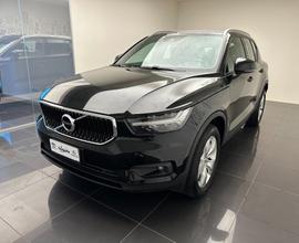 VOLVO XC40 T2 Geartronic Momentum Pro