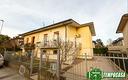 villa-bifamiliare-con-box-e-taverna-libera-da-sub