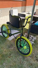 Bicicletta BMX
