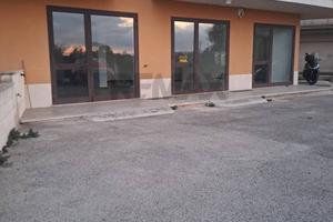 Locale Commerciale - Modica