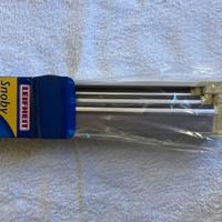 Appendi cravatte LEIFHEIT da muro a 3 braccia.