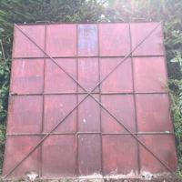 Portone scorrevole con binario