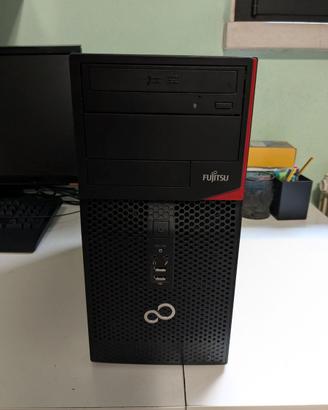 Computer desktop Fujitsu disponibile
