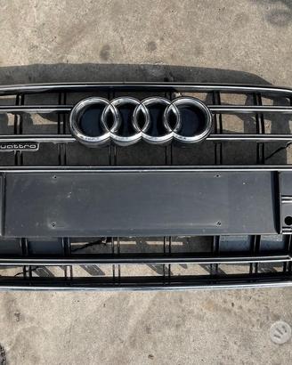 Mascherina anteriore Audi A6 C7 2016