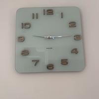 Orologio in vetro