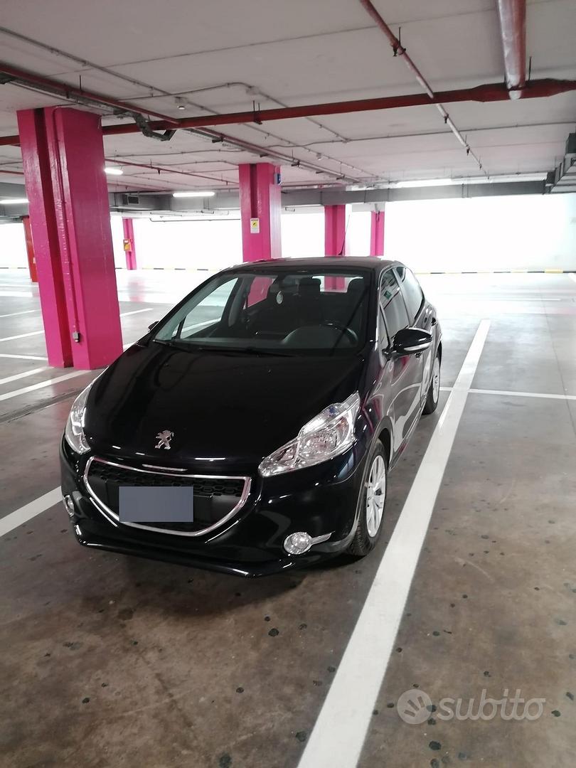 Peugeot 208 1° serie