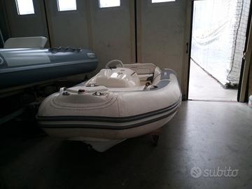 Tender jet 320 Avon Seasport