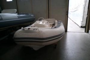 Tender jet 320 Avon Seasport