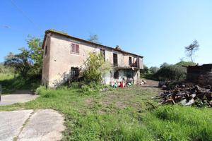 RUSTICO A MONTOPOLI DI SABINA