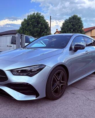 MERCEDES-BENZ CLA 220 d Automatic Shooting Brake