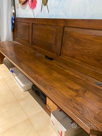 Mobili in legno massello