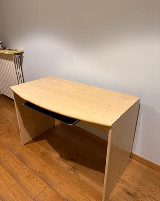 Scrivania 120/68 in laminato