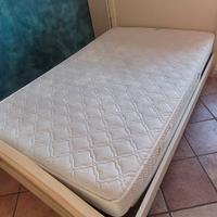 Materasso 1 piazza e mezza Ennerev come nuovo