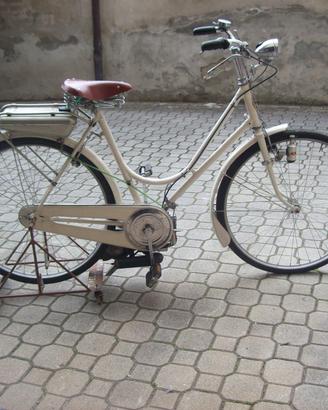 Bicicletta donna anni '50 c/motore mosquito