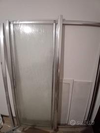 Box doccia doppio ben tenuto