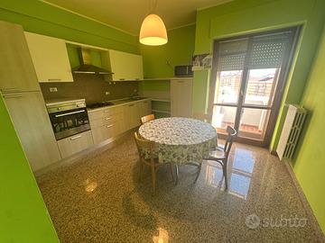 Stanze singole in appartamento