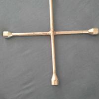 chiave a croce  marca Tawan 