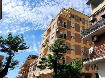 3 LOCALI A LADISPOLI
