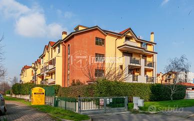 BILOCALE CON GIARDINO PRIVATO E BOX